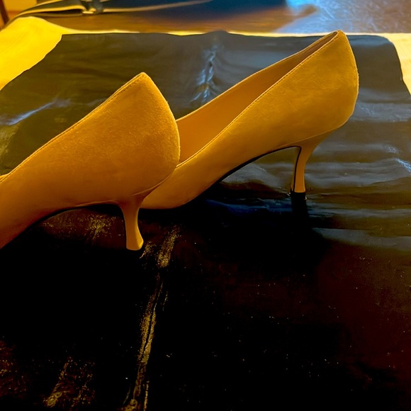 Start Weitzman suede pump - Picture 3 of 8